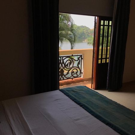Amani Lake Resort Panadura Ngoại thất bức ảnh
