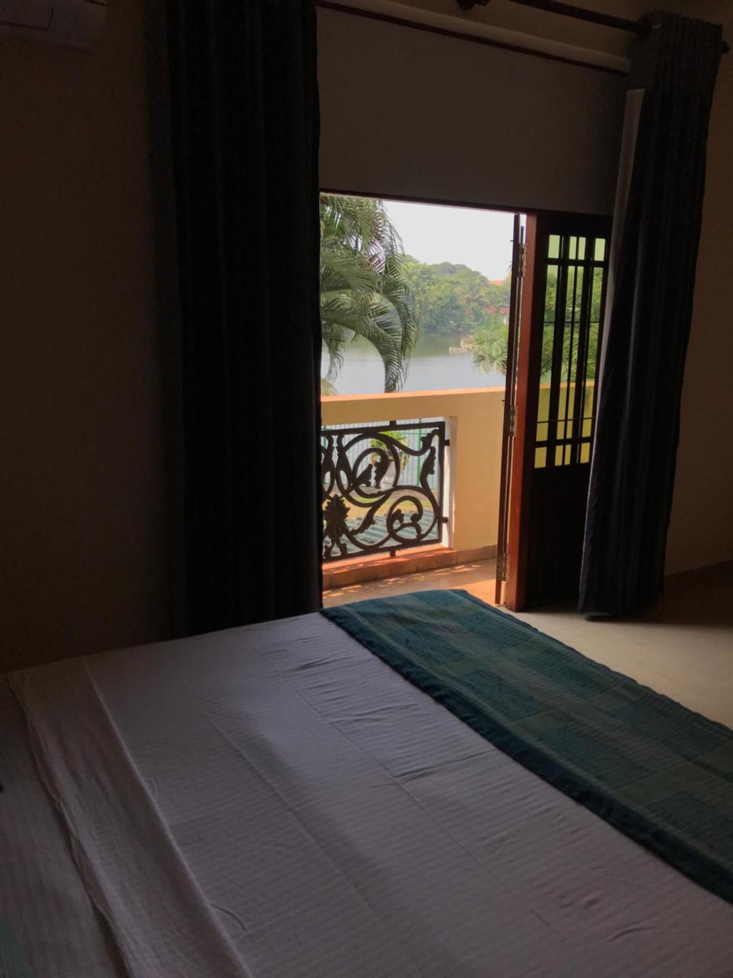 Amani Lake Resort Panadura Ngoại thất bức ảnh